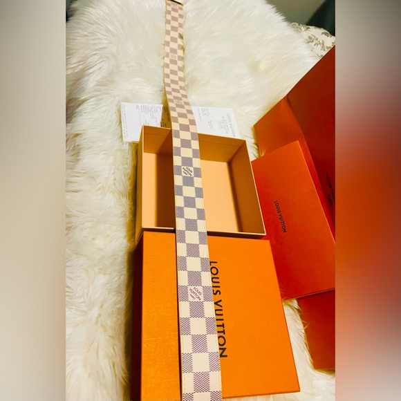 Louis Vuitton Damier azur belt - Picture 4 of 5